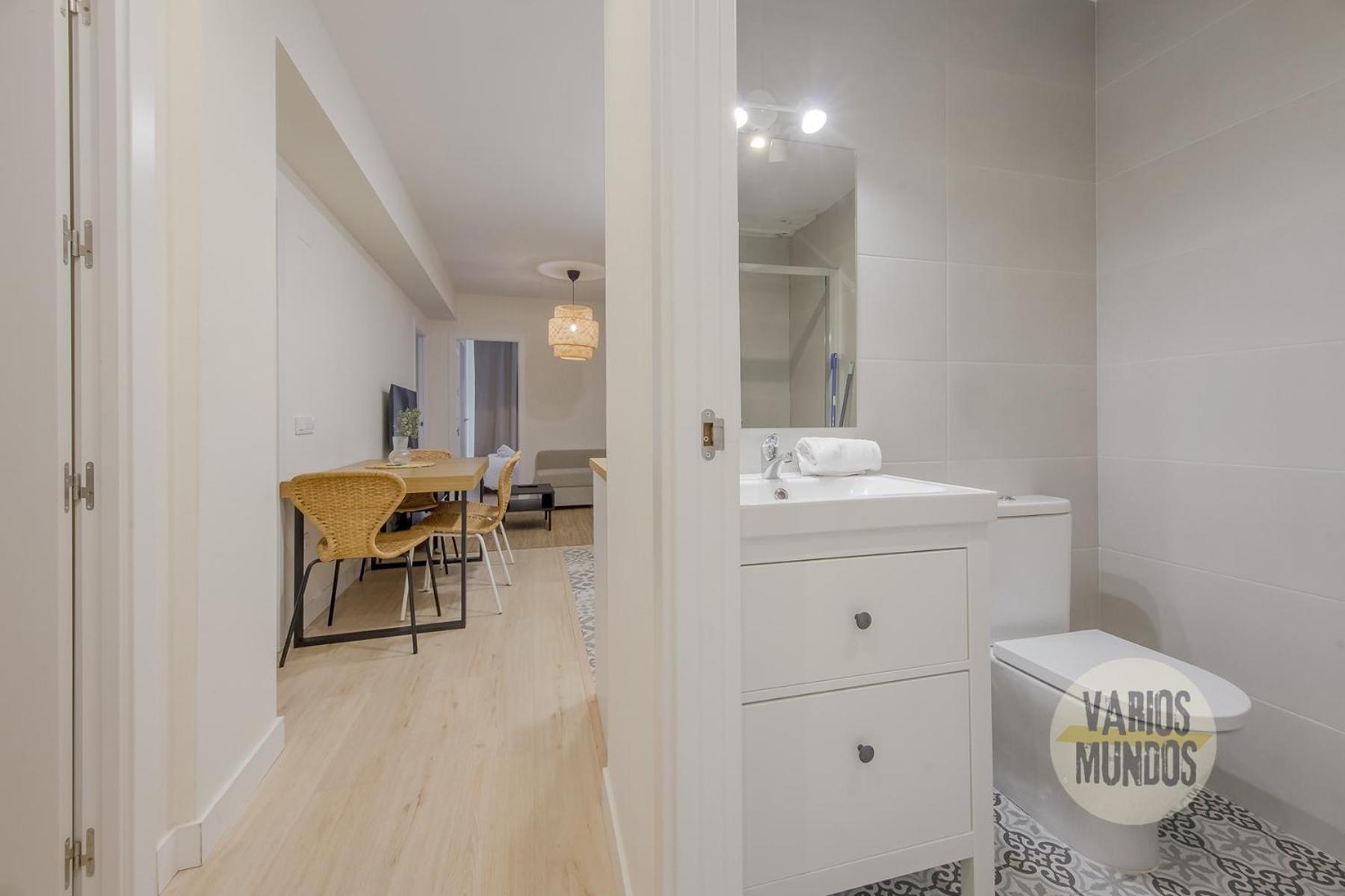 Downtown&New Apt Para 9Pax En La Plaza De Chueca マドリード エクステリア 写真