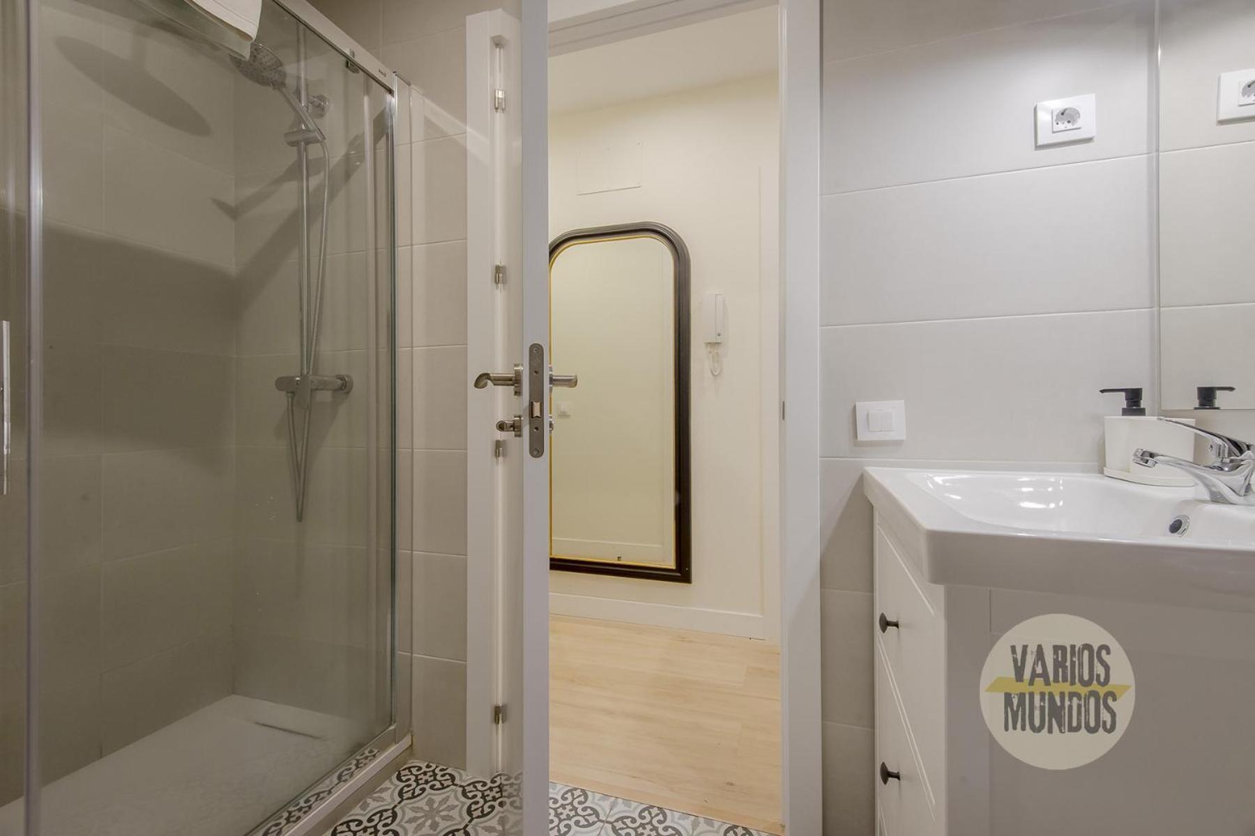 Downtown&New Apt Para 9Pax En La Plaza De Chueca マドリード エクステリア 写真