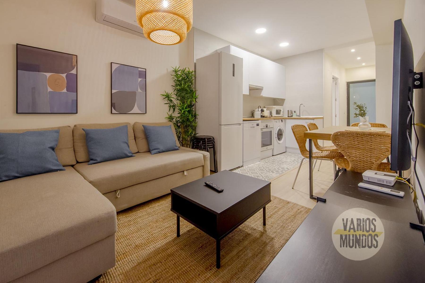 Downtown&New Apt Para 9Pax En La Plaza De Chueca マドリード エクステリア 写真